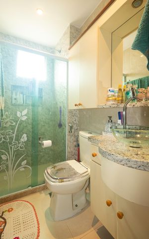 Casa de condomínio para alugar com 170m², 3 quartos e 1 vagaBanheiro da Suíte 1
