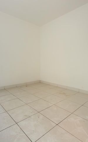 Apartamento à venda com 37m², 1 quarto e sem vaga Apartamento à venda com 37m², 1 quarto e sem vagaSala