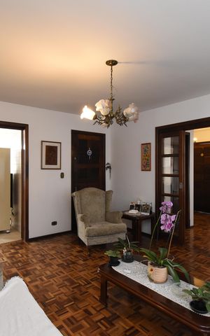Casa para alugar com 250m², 2 quartos e 4 vagasSala