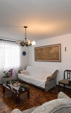 Casa para alugar com 250m², 2 quartos e 4 vagasSala