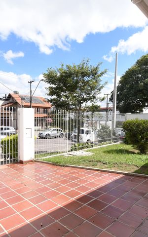 Casa para alugar com 250m², 2 quartos e 4 vagasVaranda