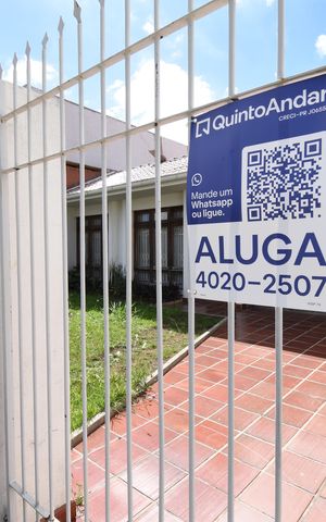 Casa para alugar com 250m², 2 quartos e 4 vagasPlaca