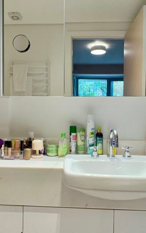 Apartamento para alugar com 56m², 1 quarto e 1 vaga Apartamento para alugar com 56m², 1 quarto e 1 vagaBanheiro da Suíte