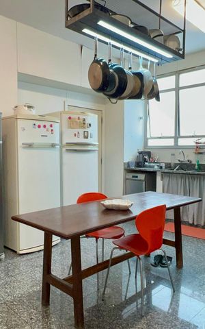 Apartamento à venda com 500m², 4 quartos e 3 vagas Apartamento à venda com 500m², 4 quartos e 3 vagasCozinha