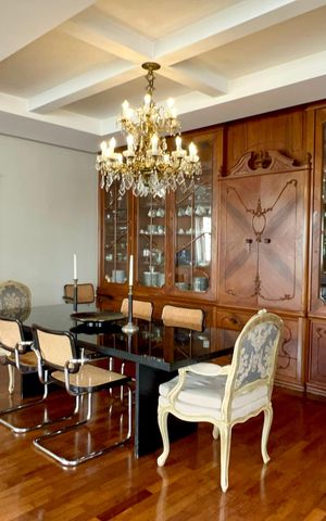 Apartamento à venda com 500m², 4 quartos e 3 vagas Apartamento à venda com 500m², 4 quartos e 3 vagasSala de Jantar