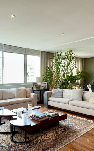 Apartamento à venda com 500m², 4 quartos e 3 vagas Apartamento à venda com 500m², 4 quartos e 3 vagasSala