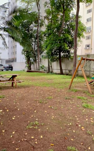 Apartamento à venda com 500m², 4 quartos e 3 vagas Apartamento à venda com 500m², 4 quartos e 3 vagasPlayground