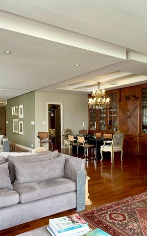 Apartamento à venda com 500m², 4 quartos e 3 vagas Apartamento à venda com 500m², 4 quartos e 3 vagasSala de TV