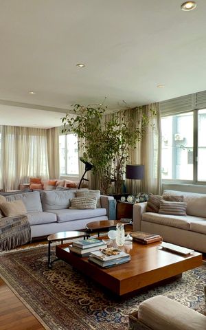 Apartamento à venda com 500m², 4 quartos e 3 vagas Apartamento à venda com 500m², 4 quartos e 3 vagasSala
