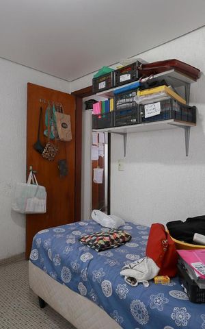 Casa à venda com 250m², 3 quartos e 5 vagasQuarto de serviço