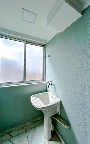 Apartamento à venda com 65m², 3 quartos e 1 vagaÁrea de Serviço