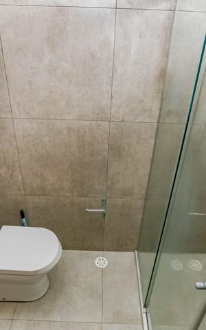 Casa à venda com 190m², 3 quartos e 5 vagas Casa à venda com 190m², 3 quartos e 5 vagasBanheiro 1