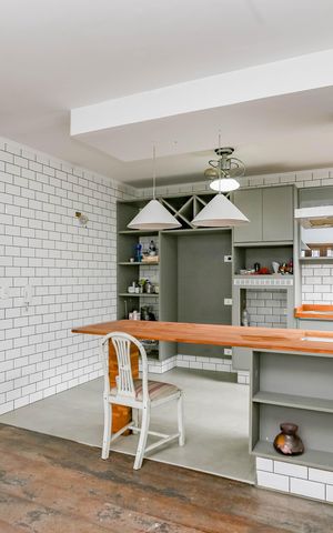 Casa à venda com 190m², 3 quartos e 5 vagas Casa à venda com 190m², 3 quartos e 5 vagasSala de Jantar