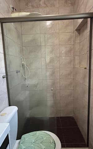 Casa à venda com 142m², 4 quartos e sem vagaBanheiro casa 2