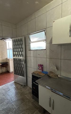 Casa à venda com 142m², 4 quartos e sem vagaSala/Cozinha casa 2