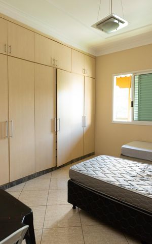 Casa à venda com 360m², 4 quartos e 5 vagas