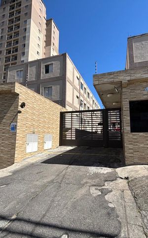 Apartamento à venda com 55m², 2 quartos e 1 vagaFachada e Portaria 