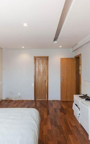 Apartamento para alugar com 150m², 3 quartos e 1 vagaSuíte 1