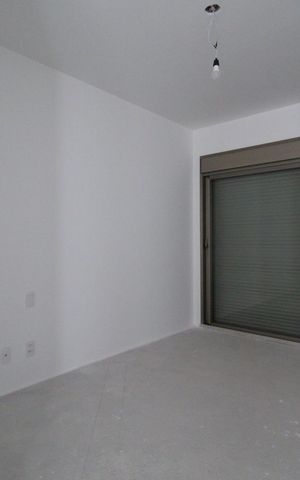 Apartamento à venda com 151m², 3 quartos e 2 vagasQuarto 3 - Suíte