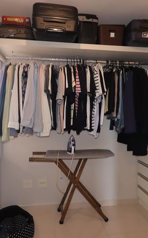 Apartamento à venda com 74m², 2 quartos e 2 vagasSuíte - Closet