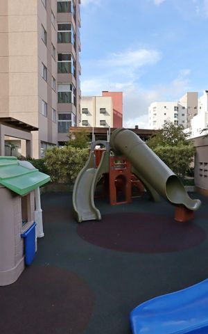 Apartamento à venda com 74m², 2 quartos e 2 vagasÁrea Comum - Playground