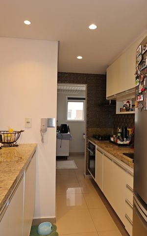 Apartamento à venda com 74m², 2 quartos e 2 vagasCozinha