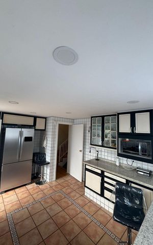 Casa à venda com 148m², 3 quartos e 3 vagas
