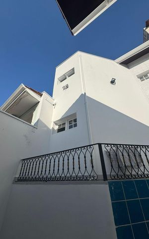 Casa à venda com 148m², 3 quartos e 3 vagas
