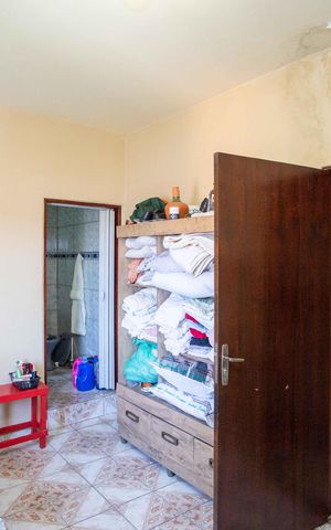 Casa à venda com 180m², 2 quartos e 2 vagasQuarto 3 Casa 2