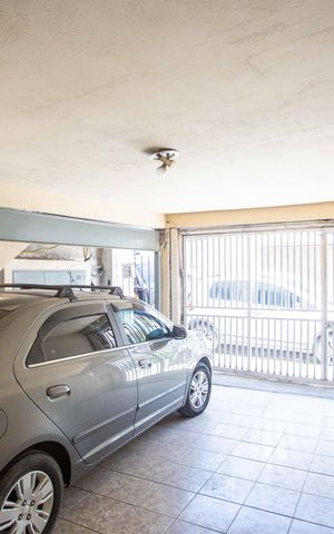 Casa à venda com 180m², 2 quartos e 2 vagasGaragem