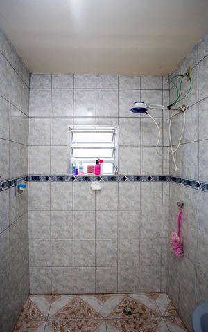 Casa à venda com 180m², 2 quartos e 2 vagasBanheiro Social Casa 2