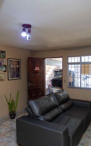 Casa à venda com 180m², 2 quartos e 2 vagasSala Casa 2