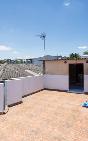 Casa à venda com 180m², 2 quartos e 2 vagasSacada