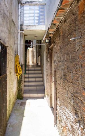 Casa à venda com 180m², 2 quartos e 2 vagasÁrea comum
