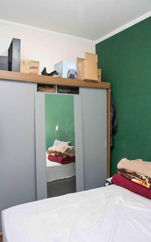 Casa à venda com 180m², 2 quartos e 2 vagasQuarto Casa 1
