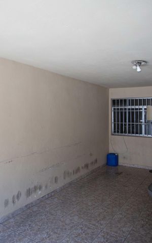 Casa à venda com 180m², 2 quartos e 2 vagasGaragem
