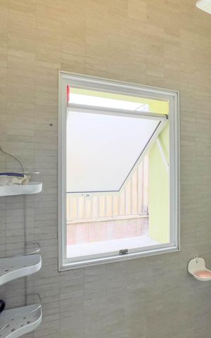 Casa à venda com 281m², 2 quartos e 2 vagas Casa à venda com 281m², 2 quartos e 2 vagasBanheiro do quarto 2