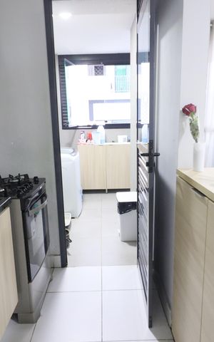 Apartamento à venda com 48m², 2 quartos e 1 vagaCozinha e Área de Serviço