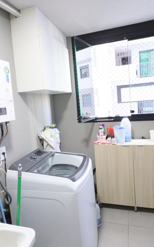 Apartamento à venda com 48m², 2 quartos e 1 vagaCozinha e Área de Serviço