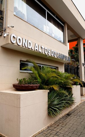 Apartamento para alugar com 65m², 2 quartos e 1 vagaFachada