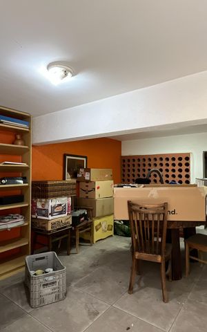 Casa à venda com 420m², 4 quartos e 5 vagasAdega