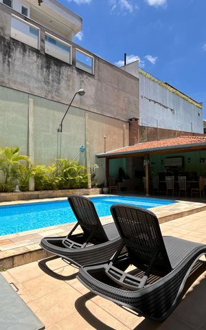 Casa à venda com 420m², 4 quartos e 5 vagasQuintal