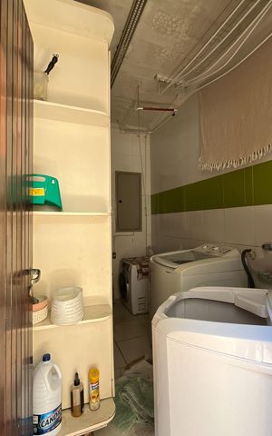 Casa à venda com 420m², 4 quartos e 5 vagasÁrea de Serviço