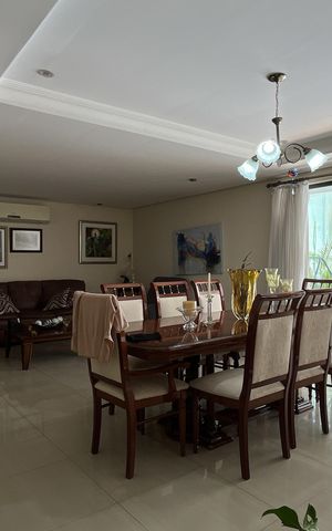 Casa à venda com 420m², 4 quartos e 5 vagasSala de Jantar