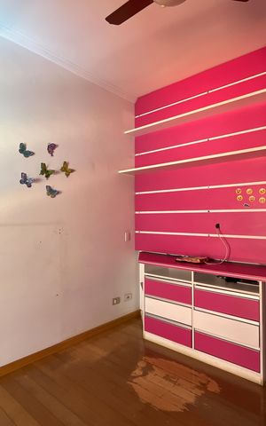 Casa à venda com 420m², 4 quartos e 5 vagasSuíte 4