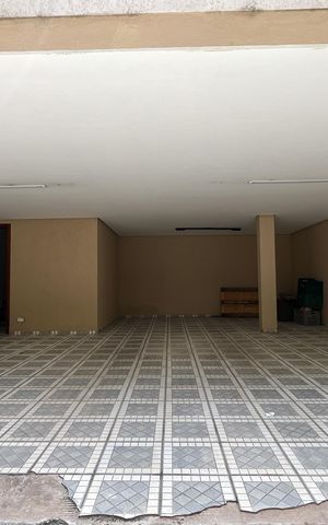 Casa à venda com 420m², 4 quartos e 5 vagasGaragem