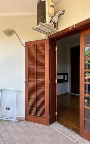 Casa à venda com 420m², 4 quartos e 5 vagasVaranda Suíte 1