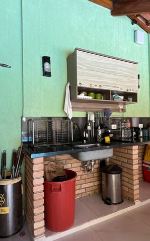 Casa à venda com 420m², 4 quartos e 5 vagasQuintal