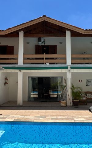 Casa à venda com 420m², 4 quartos e 5 vagasQuintal