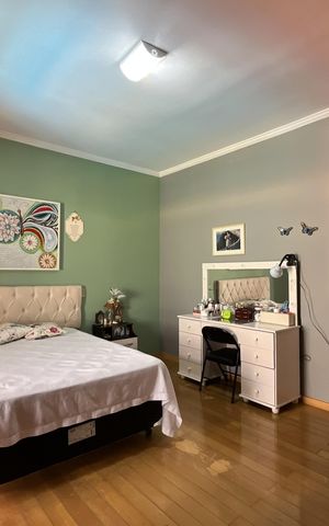Casa à venda com 420m², 4 quartos e 5 vagasSuíte 3